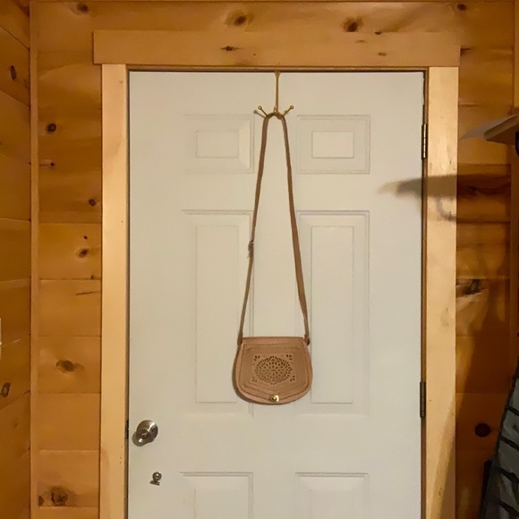 New Spanish Leather Cream 9.25X8”Cross Shoulder Bag adjustable length 2 dividers - Picture 5 of 8